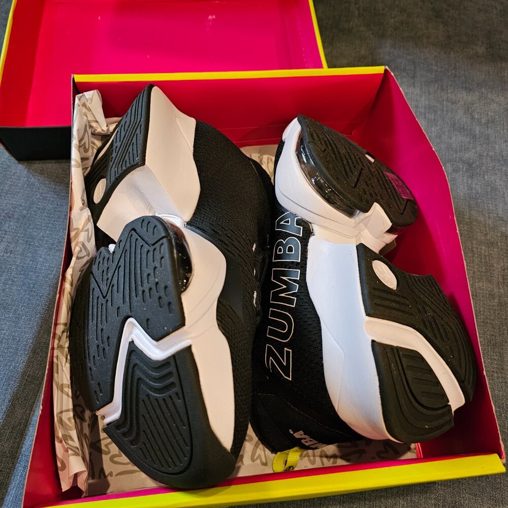 Zumba Air Stomp Funk 2.0 Black Size 8 - Picture 2 of 3